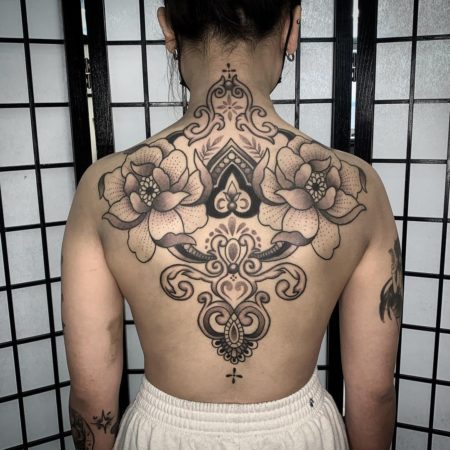 tattoo espalda ornamental