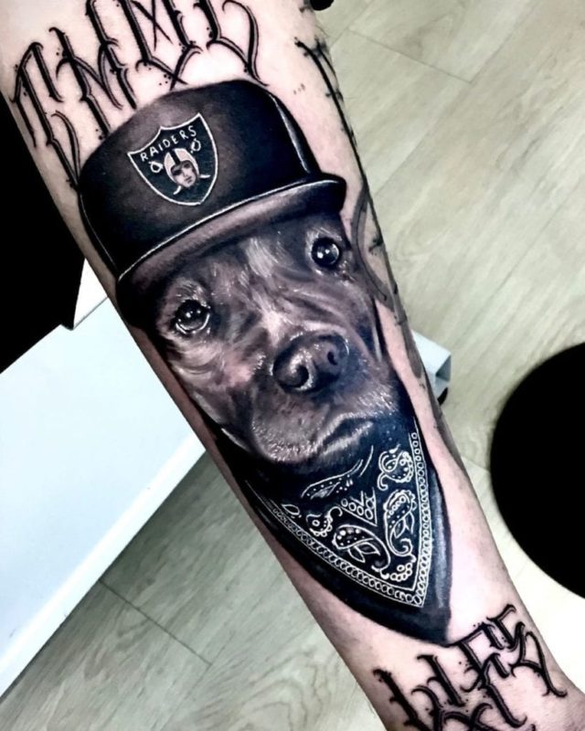 Tattoo realismo perro