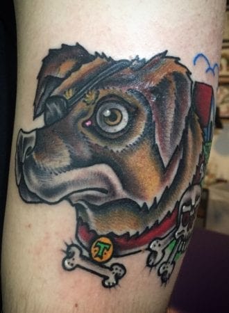 Tattoo tradicional perro
