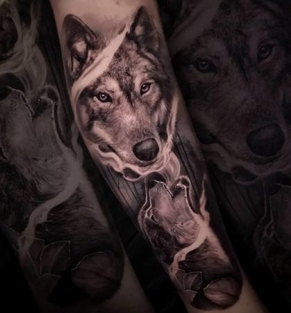 Tattoo realismo familia lobo