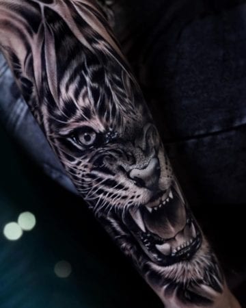 Tattoo in a powerful vision of realism