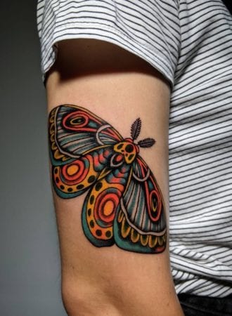Tattoo mariposa tradicional