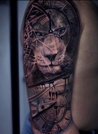 tattoo composición realista