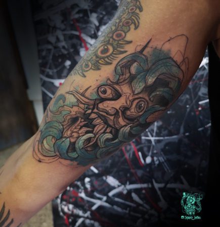 tattoo monstruo en peonia