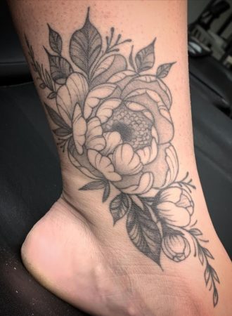 Tattoo flores tobillo