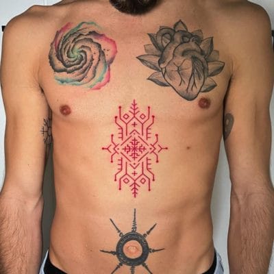 tattoo ornamental roja