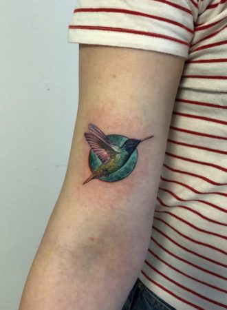 Tattoo colibrí color