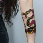Tattoo serpiente a color