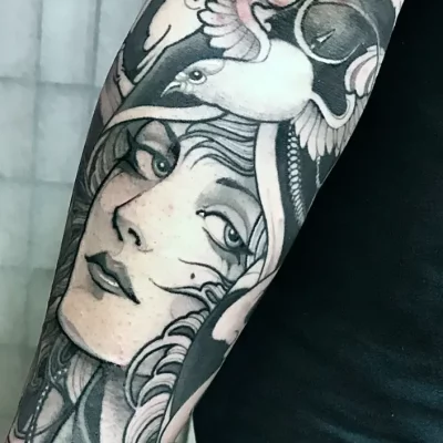 Tatuajes en el brazo completo