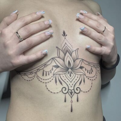 alice-ornamental-pecho-mujer-femenino.jpg